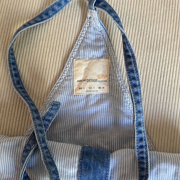 Zara Short Denim Overalls - Picture 2 of 4
